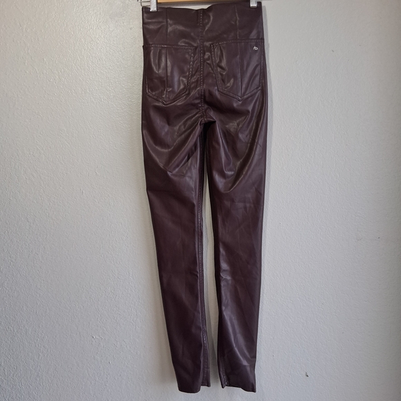 🌸 Rag & Bone Deep Burgundy Nina  Faux Leather Skinny Pants Sz. XS EUC - Picture 4 of 12